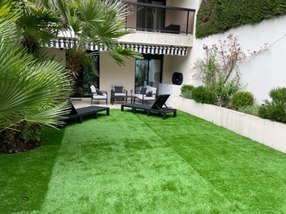 T2 Avec Terrasse Et Jardin Apartment Cannes Exterior photo