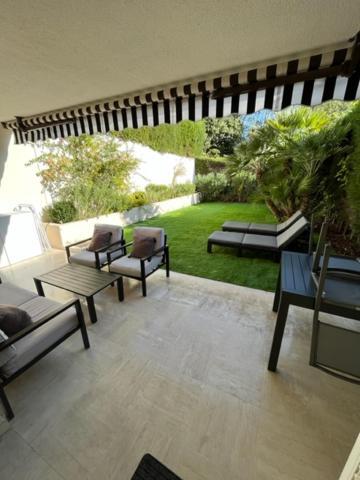 T2 Avec Terrasse Et Jardin Apartment Cannes Exterior photo